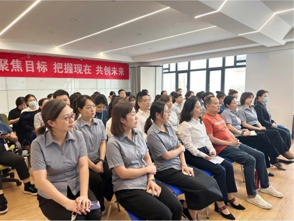 展翼通信设备服务,手机批发,湖南手机零售,常德电话缴费,常德上户业务 展翼通信设备服务,手机批发,湖南手机零售,常德电话缴费,常德上户业务